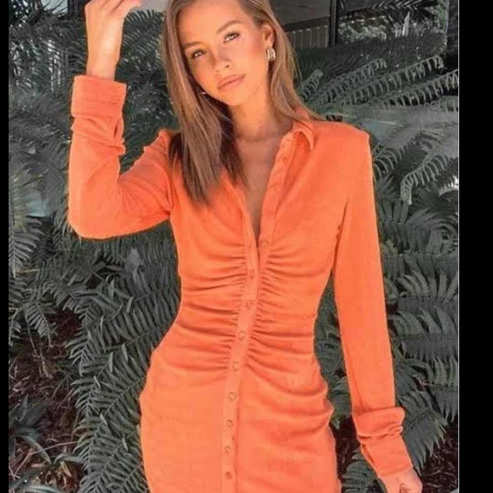Beige Botany Terrycloth Ruched Mini Dress‎ Orange Long Sleeve Button Down Size M